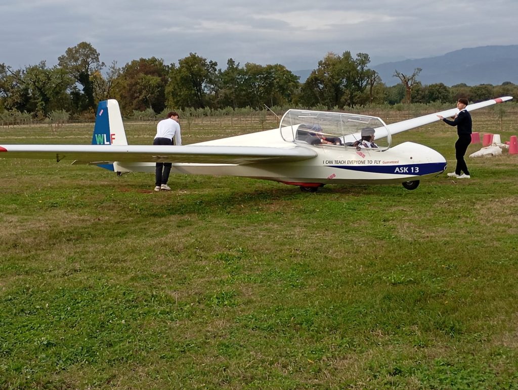 WhatsApp Image 2025-10-29 at 23.47.46 (1)